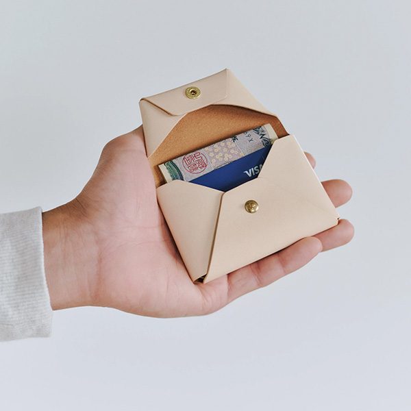 Handcrafted Leather Coin Case – Natural, by FYSKY