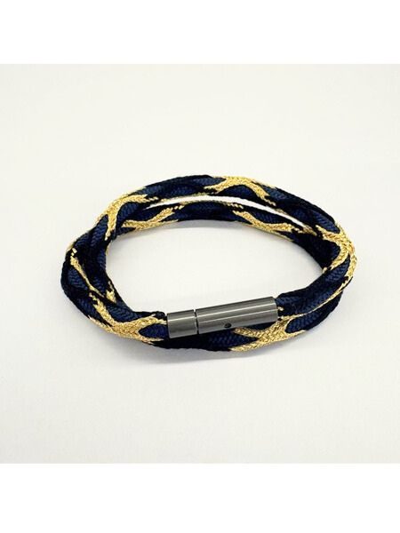 RYUKOBO KUMIHIMO Bracelet – Kujaku-gumi – 2-Layer – Charcoal Black & Cherry Blossom Pink