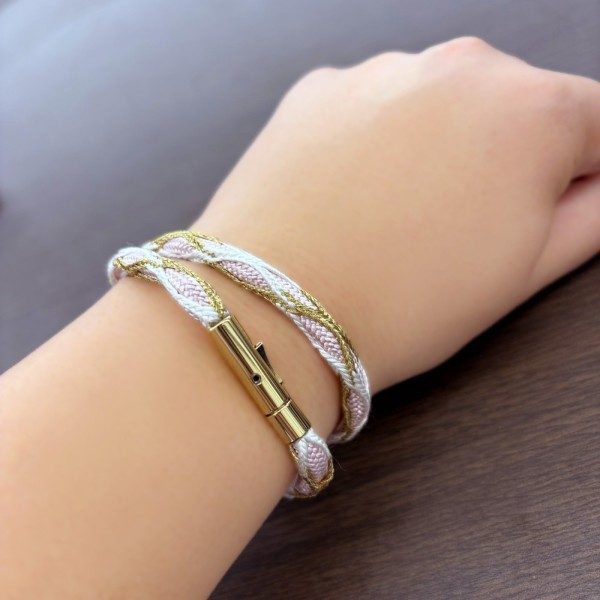 RYUKOBO KUMIHIMO Bracelet – Kujaku-gumi – 2-Layer – Charcoal Black & Cherry Blossom Pink